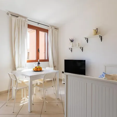 Bilocale N 10 Vicino Al Mare * Àrbatax